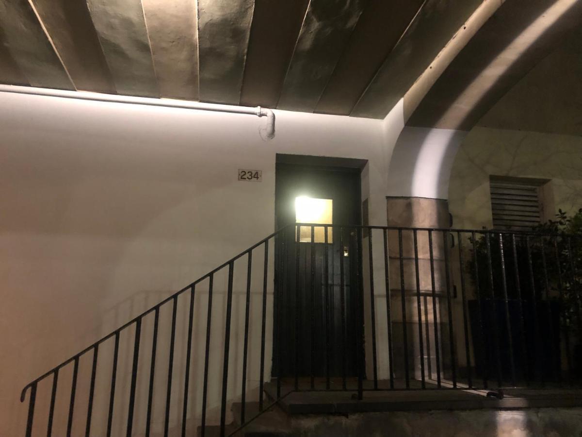 Royal Mile Famous Canongate Flat EDI Exterior photo