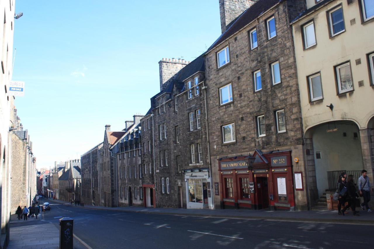 Royal Mile Famous Canongate Flat EDI Exterior photo
